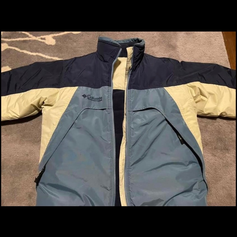 Columbia women’s reversible winter jacket